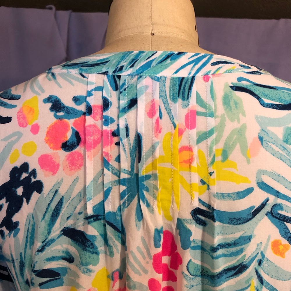 Like New Vintage Lilly Pulitzer peasant white blue pink top Size XSmall Y2K - Picture 7 of 8
